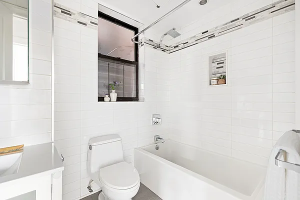 Sold by Compass | media 5
