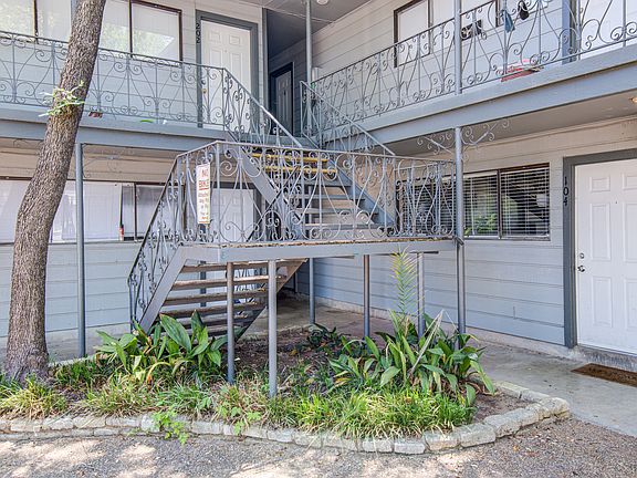 4th image of 803 W 28th St #1-204