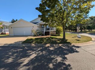 1009 Cambry Cir, Grass Lake, MI 49240