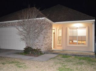 102 S Secret Gate, Denham Springs, LA 70726