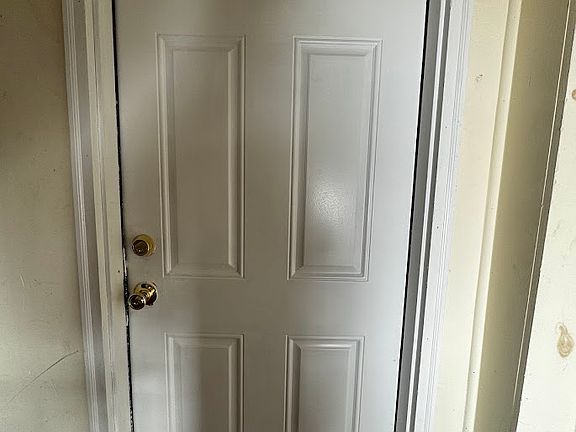 2nd image of 185 S 11th St Floor 2