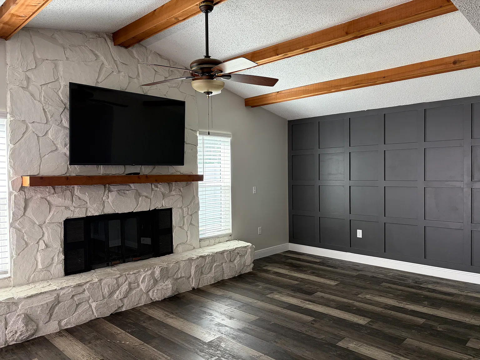 3 bed, 2114 sqft, $3,200 — Photo 3