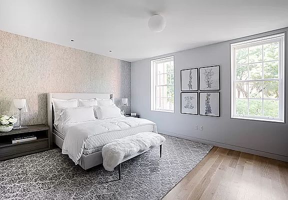 5th image of 34 Prince St #3