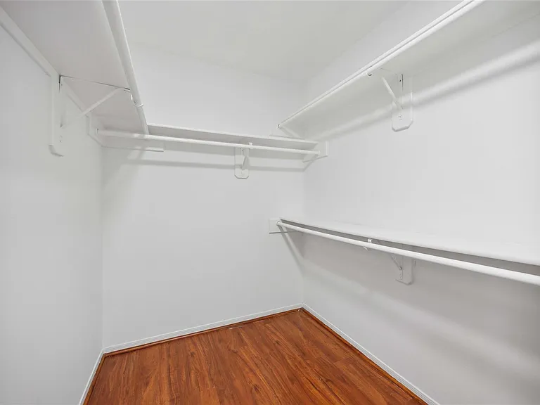 16710 Cheshire Place Dr — Photo 20