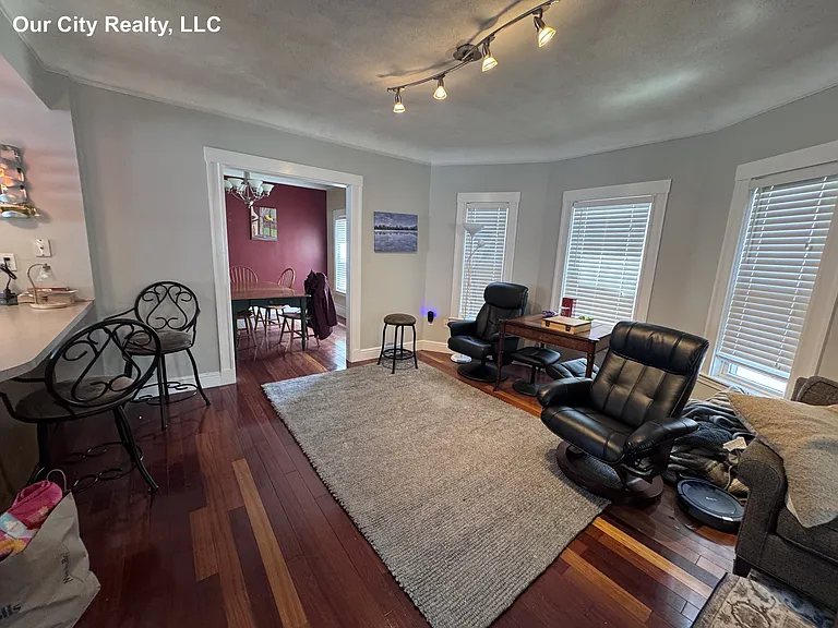 82 Lowden Ave #2 — Photo 11