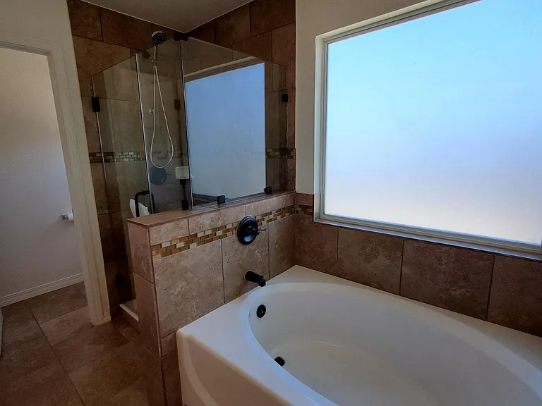 14604 Christian Castle Ave — Photo 29