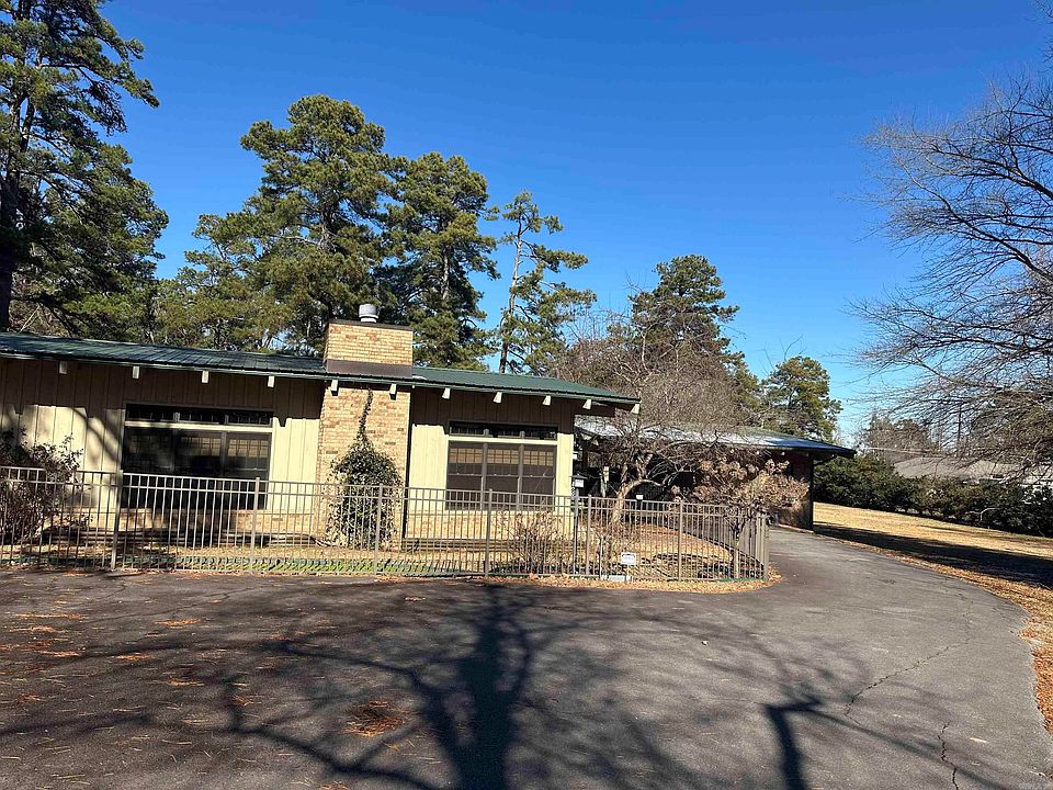 1st image of 600 Merrywood Ln