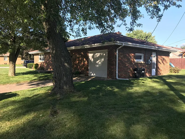 602 S Blaine Ave — Photo 4