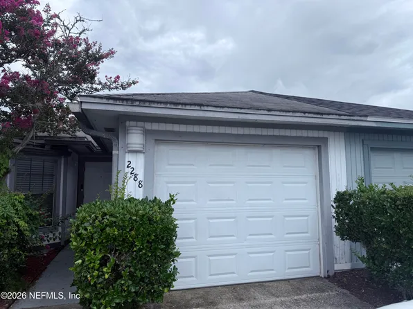 2288 IRONSTONE Drive E, Jacksonville, FL 32246
