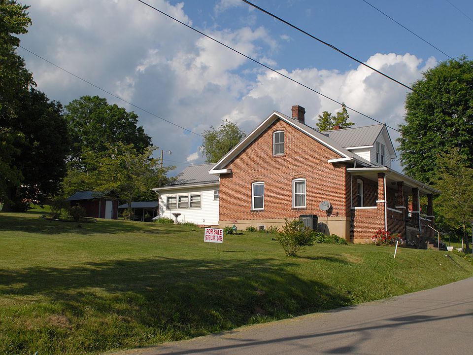 Great Corner Lot!