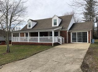 111 Summit Dr, Morehead, KY 40351