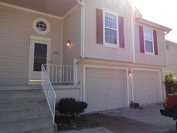 2nd image of 14913 Kelly Dr #14913