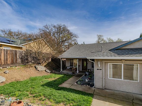4th image of 1294 Forest Hill Dr