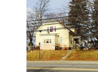 576 Sabattus St, Lewiston, ME 04240