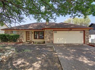 716 Nicole Dr, Burleson, TX 76028
