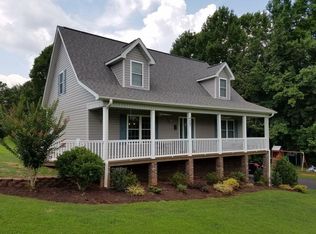 4847 Acreland Dr, Claremont, NC 28610