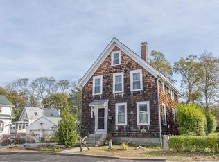 1047 Washington St, Gloucester, MA 01930