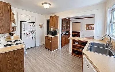 3 bed, 1200 sqft, $6,200 — Photo 4