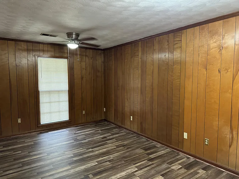 1303 Pagoda Dr — Photo 10