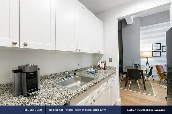 Rented by The Blueground | media 68