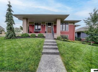 6014 Chartwell Ln, Lincoln, NE 68516