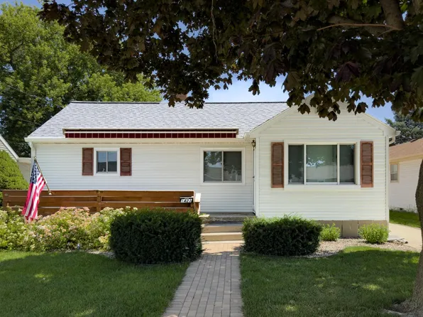 1423 South 31st STREET, Manitowoc, WI 54220