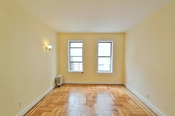 Rented by Julianna Realty Corp | media 5