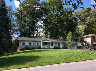 49 Burrows Hills Dr, Rochester, NY 14625