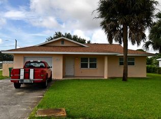 1501 SE Minorca Ave, Port Saint Lucie, FL 34952
