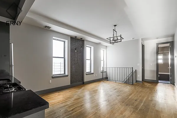 Rented by ERNY LLC | media 3