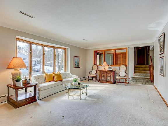 5th image of 769 Upper Colonial Dr