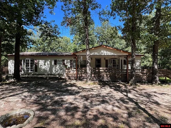 17 McGann Mountain Trl, Calico Rock, AR 72519