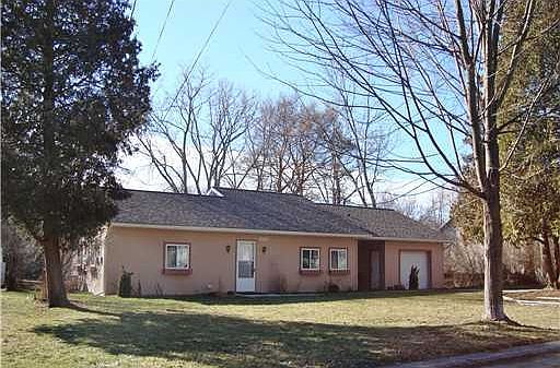 1st image of 1636 E Mount Vernon Ave