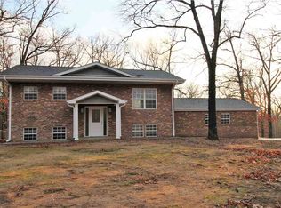 158 Majestic Ln, Poplar Bluff, MO 63901