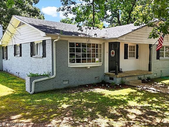 5th image of 2801 S 36th St
