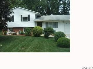 4846 Mapleview Dr, Vermilion, OH 44089