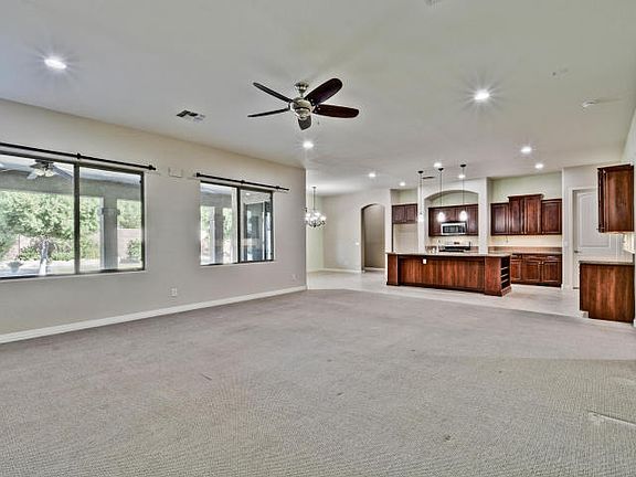 4th image of 18322 W Onyx Ave