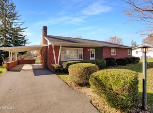 868 Pine St, Milton, PA 17847