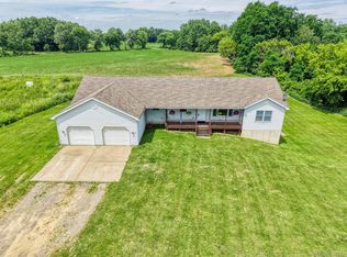 10488 W Grand River Rd, Fowlerville, MI 48836