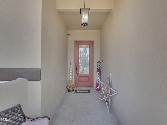 3rd image of 5859 Valley Palm Dr