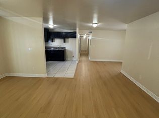 828 W 71st St, Los Angeles, CA 90044