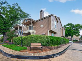 1880 White Oak Dr APT 143, Houston, TX 77009