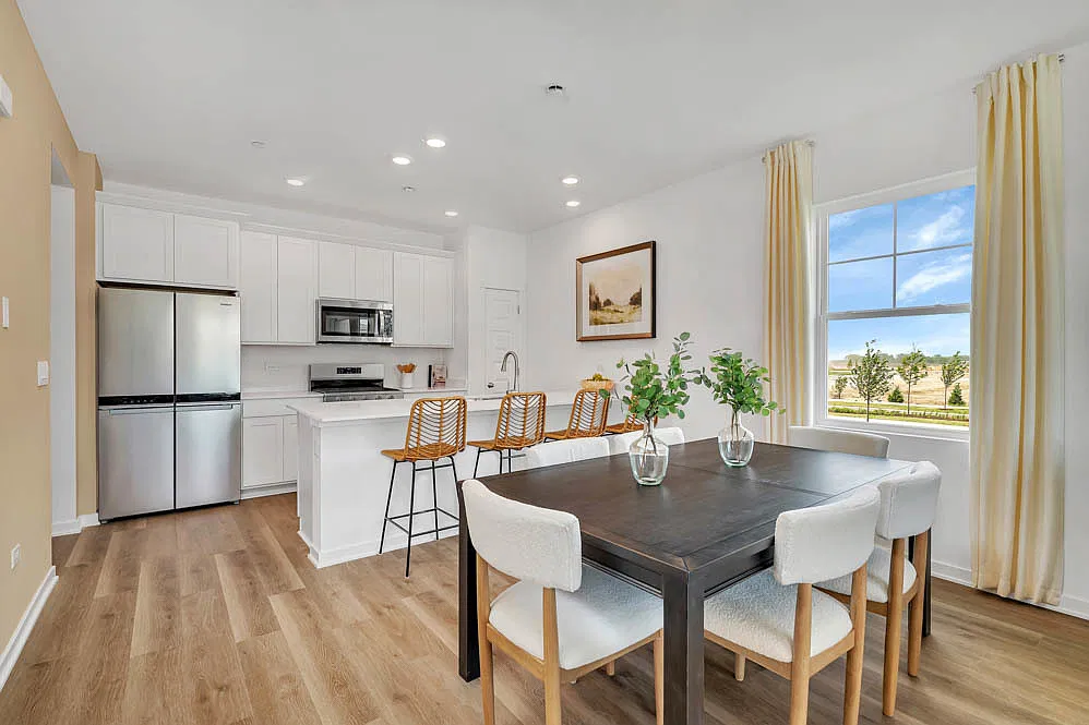 3 bed, 2.5 bath, 1543 sqft, $2,800 — Photo 3