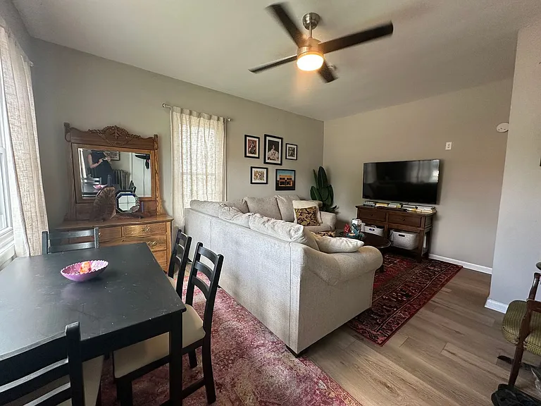 2027 E Washington Ave. — Photo 4