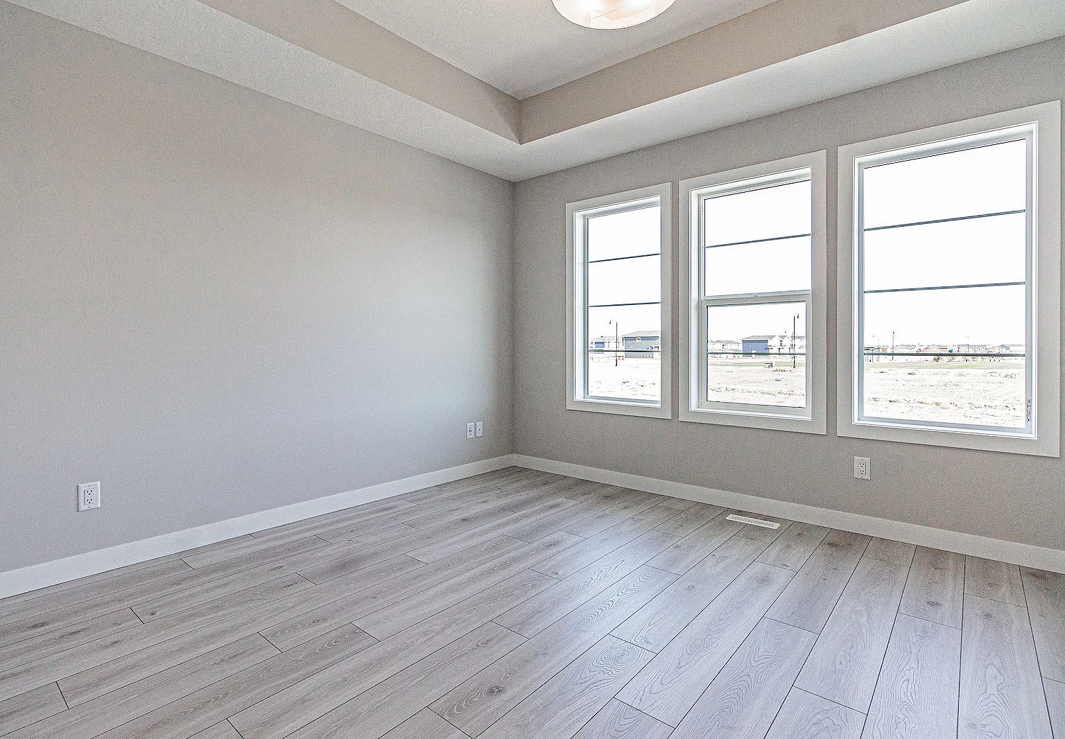 Almost Brand New 3 Bed + 2.5 Bath Home In Chestermere W/ Stunning Finishes — Photo 3