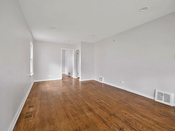 5th image of 12837 S Union Ave