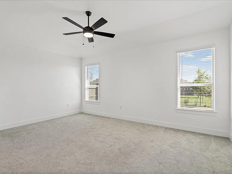 9704 Boathouse Dr — Photo 8