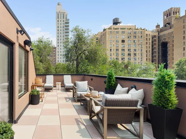 26 West 95th Street image 21 of 23