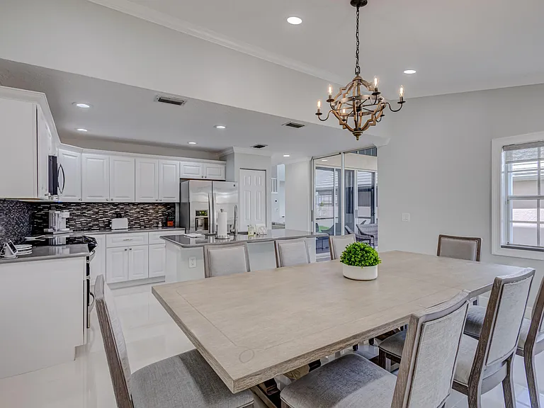 17 Selby Ln — Photo 25