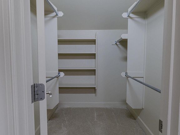 5th image of 104 Jacob Ct